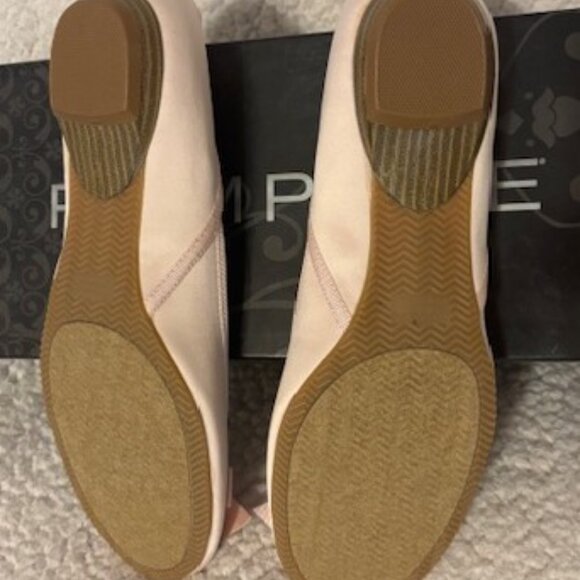 RAMPAGE PALE PINK FLATS WITH RHINESTONES - Picture 4 of 4